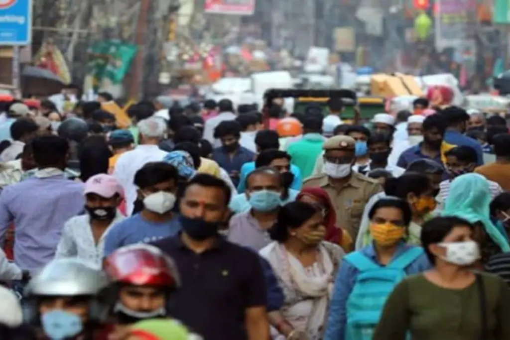 Middle Class: भारत के हर बदलाव का आईना रही है मध्यवर्गीय आबादी, यहां, समझें कैसे आया साल-दर-साल परिवर्तन