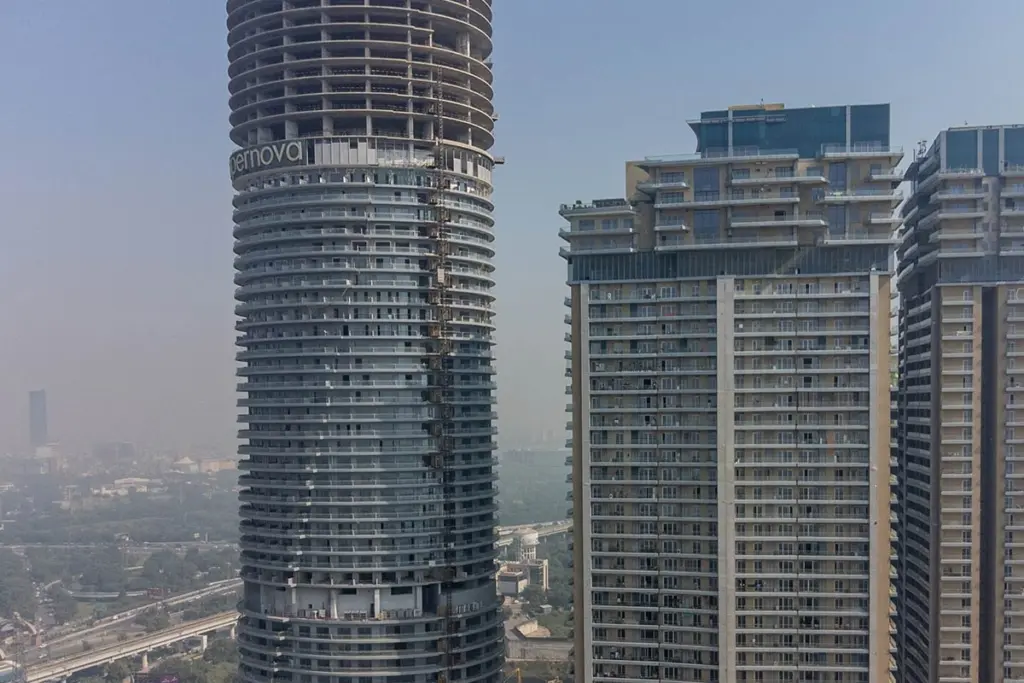 Noida, Supernova Society