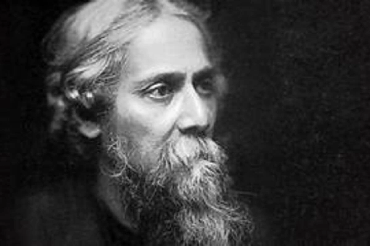 भारत का राष्ट्रगान जन-गण-मन प्रसिद्ध लेखक और कवि रबीन्द्रनाथ टैगोर द्वारा लिखे गए बंगाली गीत भारतो-भाग्यो बिधाता का हिंदी संस्करण है. इस बंगाली गीत को टैगोर ने 5 स्टेंजा में लिखा था जो साल 1905 में पहली बार बंगाल की पत्रिका तत्वबोधिनी पत्रिका में प्रकाशित हुआ था. 