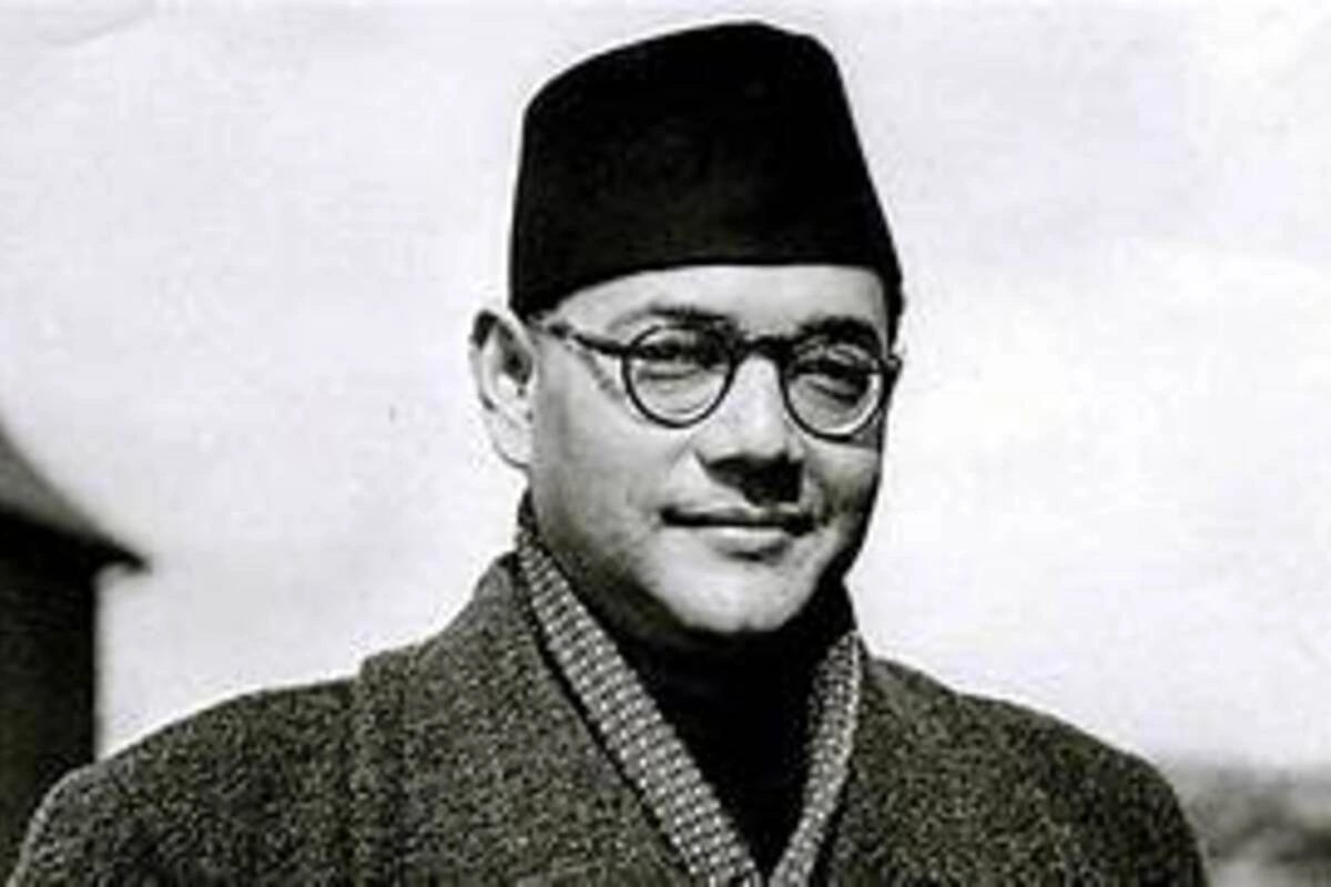 राष्ट्रगान तय करने के लिए बर्लिन में एक मीटिंग हुई जिसमें बोस ने आज़ाद भारत के राष्ट्रगान के लिए ये गीत सबसे उत्तम लगा और उन्होंने भारतो-भाग्यो बिधाता को देश का राष्ट्रगान घोषित किया.