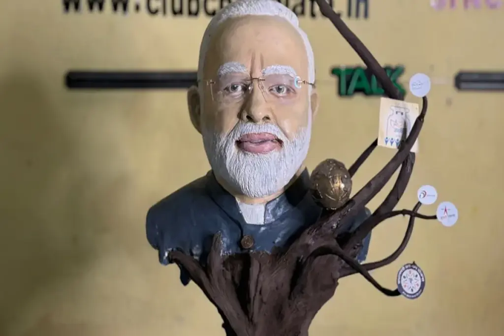 PM Modi Chocolate Statue