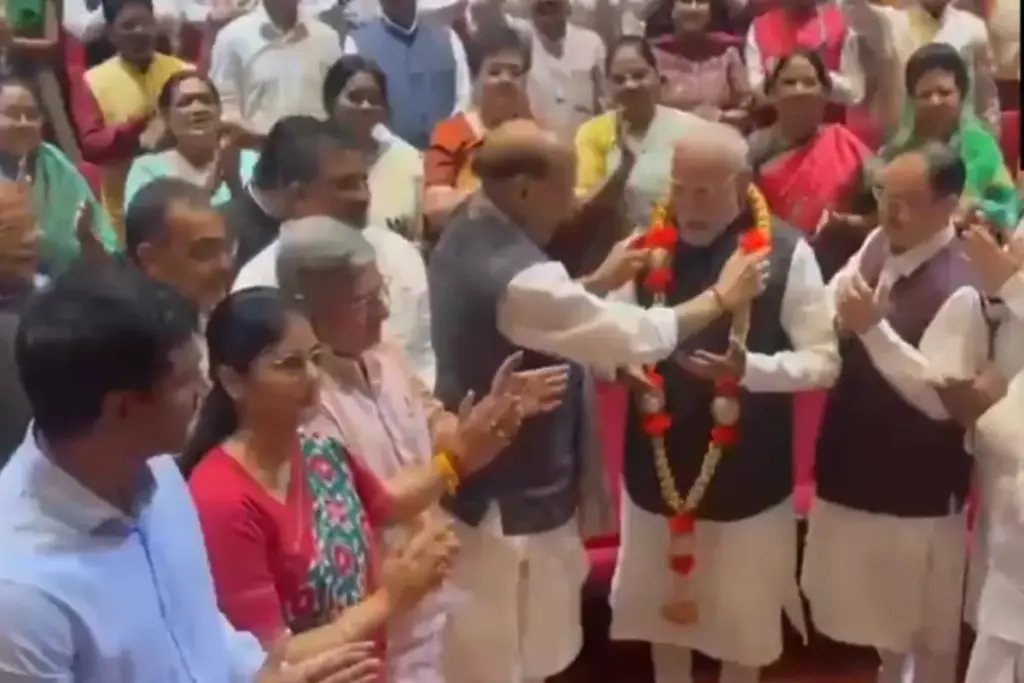 PM Modi NDA Meeting