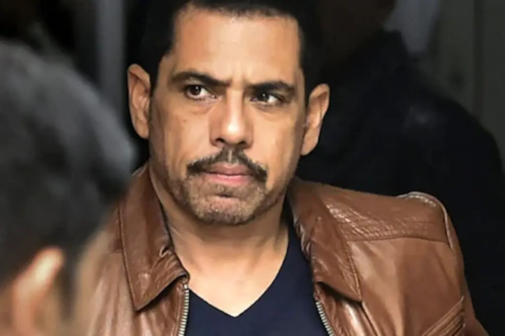 Shikohpur Land Scam-robert vadra