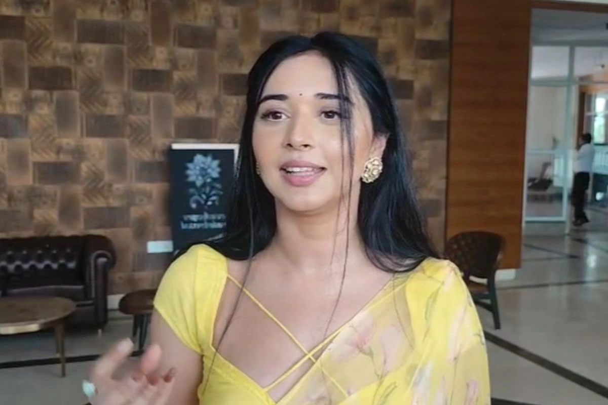 बिग बॉस सीजन 19 में पहुंची तान्या मित्तल सोशल मीडिया इंफ्लुएंसर और बिजनेस वुमन तो है ही साथ मे इन्होंने मिस एशिया टूरिज्म यूनिवर्स 2018 का खिताब भी जीत चुकी है. तान्या अपने सोशल मीडिया वीडियो के जरिए यूपी और एमपी टूरिज्म का प्रचार करती हैं.