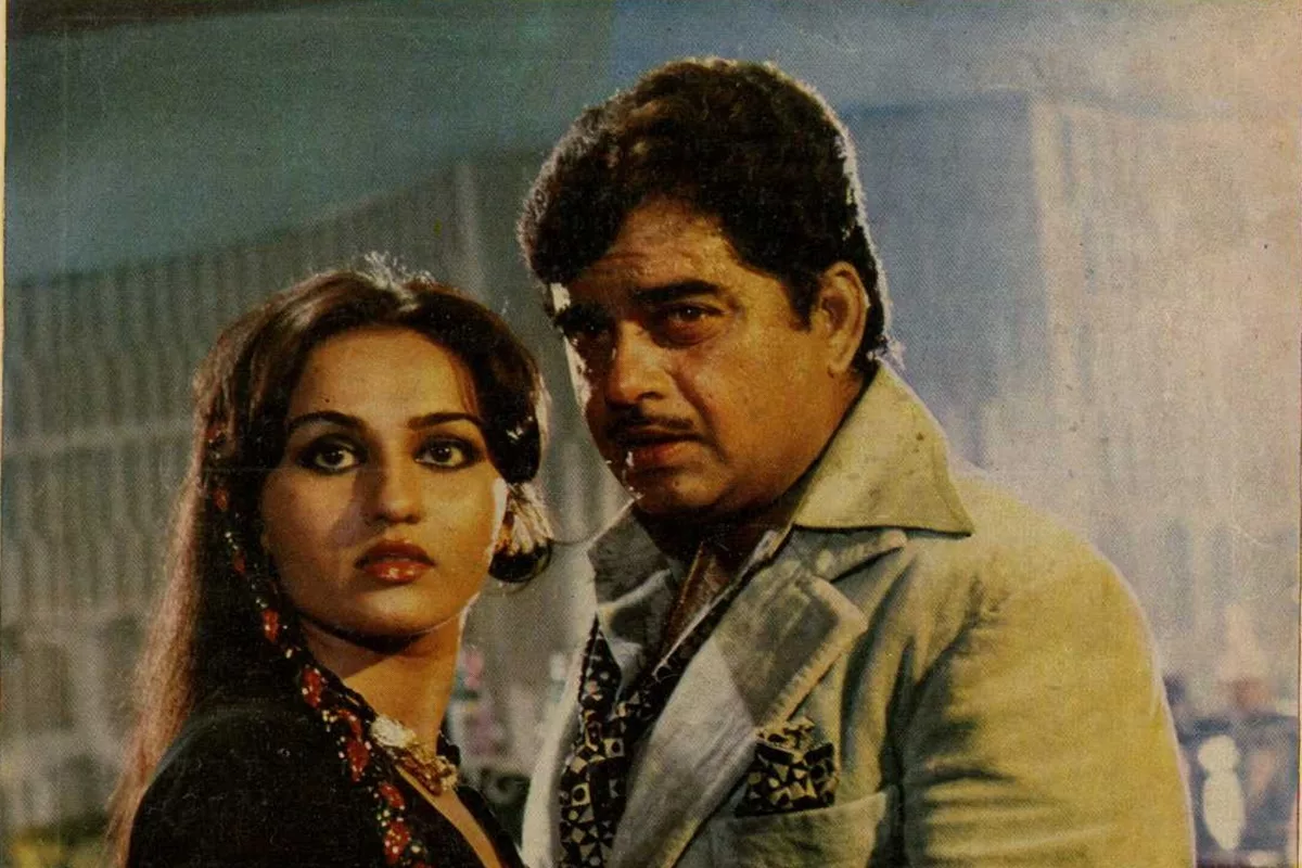रीना ने 1976 में शत्रुघ्न सिन्हा के साथ आई फिल्म कालिचरण से ऊंचाइयों को छुआ और यह भी सर्खियों में आया की उनका शत्रुघ्न सिन्हा के साथ अफेयर भी था.