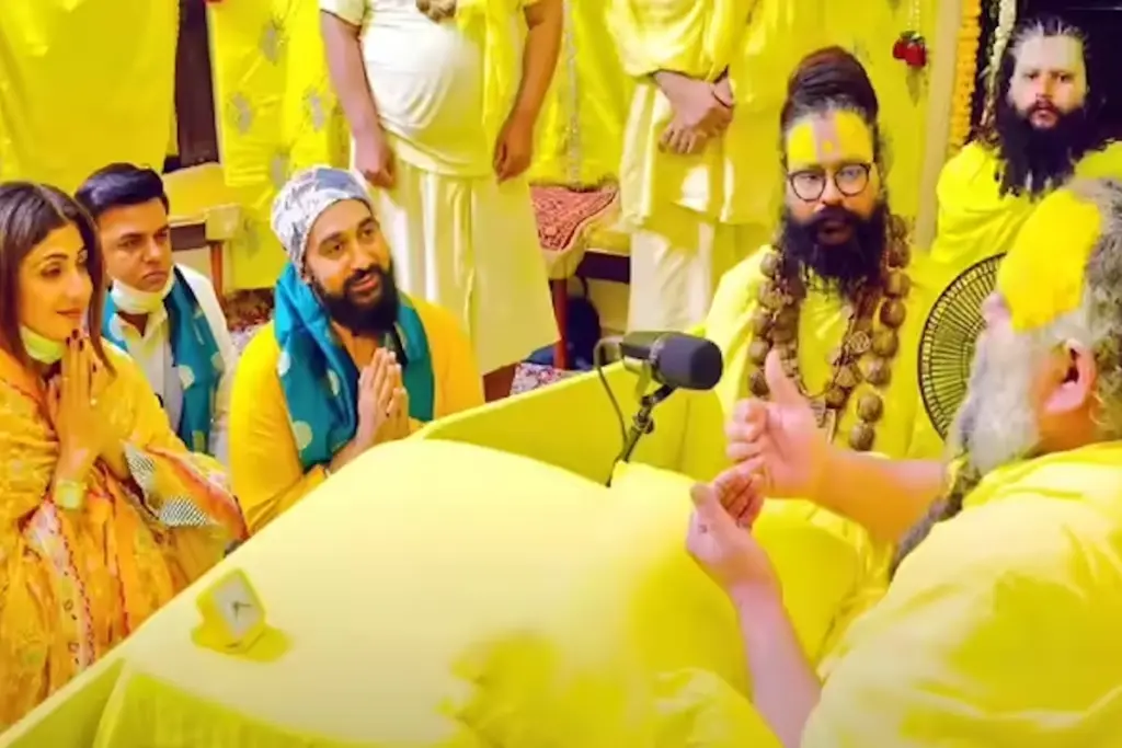 shilpa shetty and raj kundra meet premanand maharaj