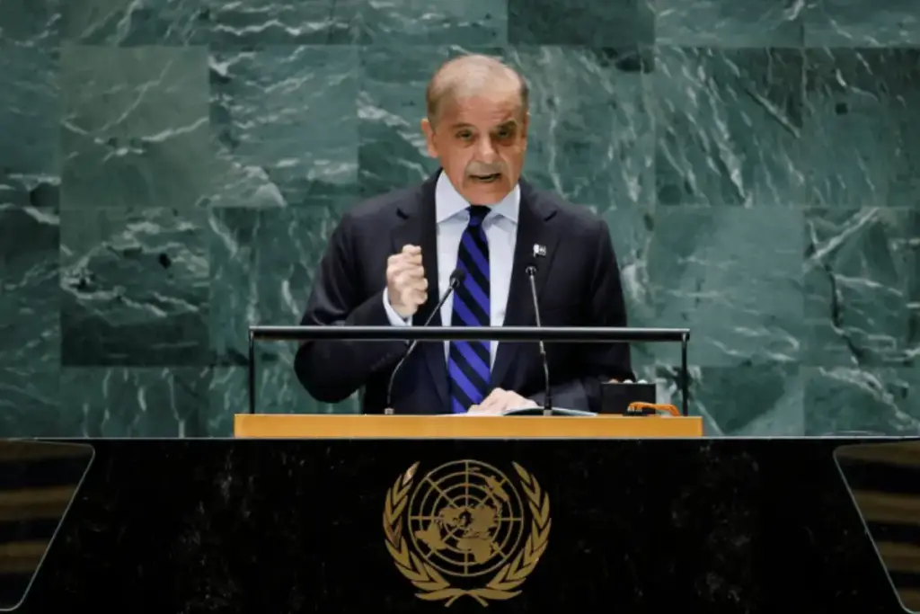 Pakistan PM Shehbaz Sharif Lie Traget India At UNGA