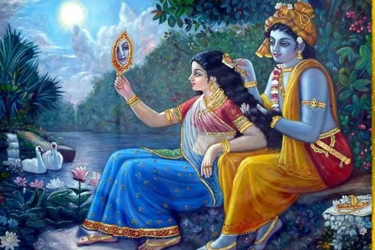 वृंदावन का प्रथम मिलन : कहा जाता है कि श्रीकृष्ण और राधा का प्रथम मिलन वृंदावन में हुआ। जब श्रीकृष्ण पहली बार वहाँ आए तो राधा अपनी सखियों संग यमुना तट पर खेल रही थीं। जैसे ही उनकी दृष्टि श्रीकृष्ण पर पड़ी, दोनों की आत्माएँ एक-दूसरे में रच-बस गईं। यह मिलन केवल लौकिक नहीं, बल्कि आध्यात्मिक प्रेम और भक्ति का अद्वितीय संगम था.