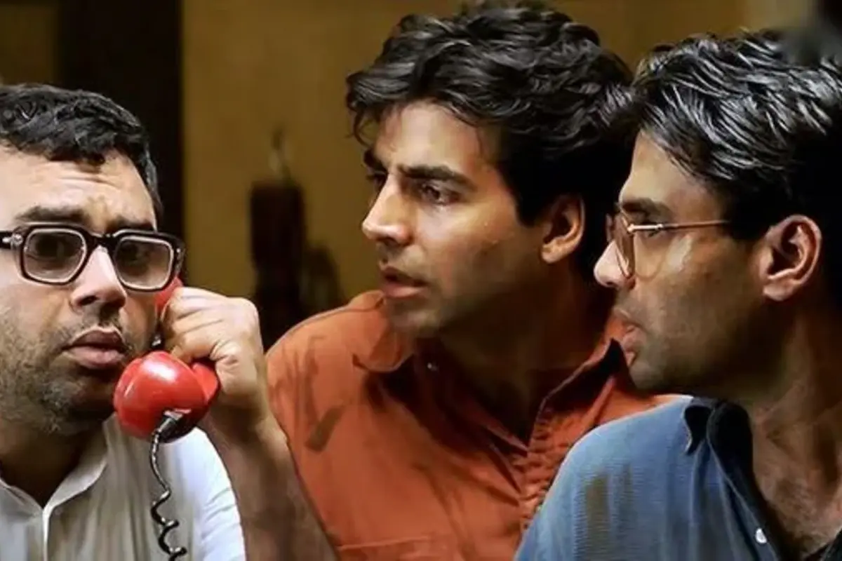 अगर इस फिल्म की बजट की बात करें तो इसका बजट लगभग 7.5 करोड़ था. मिली जुली रिएक्शन के कारण भारत में इसने करीब 20.81 करोड़ और वर्ल्डवाइड लगभग 21.41 करोड़ का कलेक्शन किया था. लेकिन समय के साथ इस फिल्म ने लोगों के दिलों मे जगह बना ली और सुपरहिट हो गई. दर्शकों ने इसे इतना पसंद किया कि आज इसे कल्ट क्लासिक माना जाता है.
