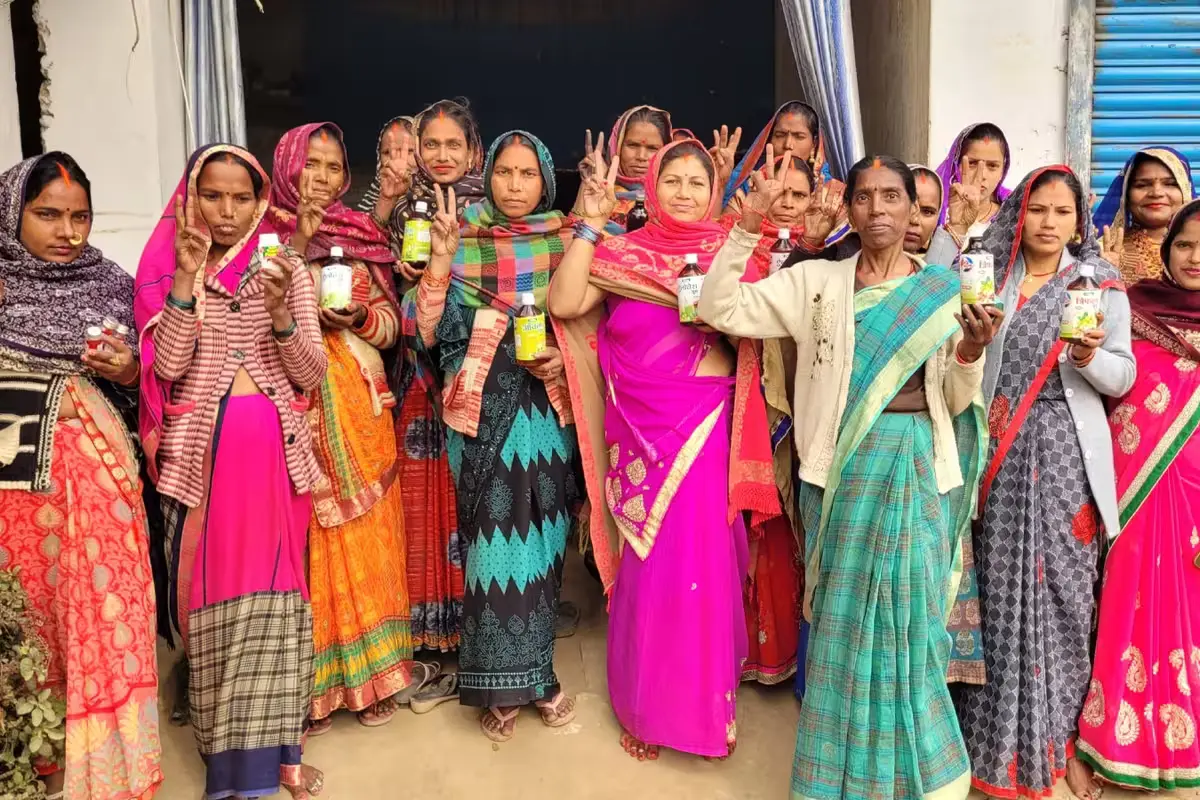 इसके अतिरिक्त पीएम मोदी ने ग्रामीण महिलाओं के लिए 500 करोड़ का सामुदायिक निवेश कोष भी वितरित किये.