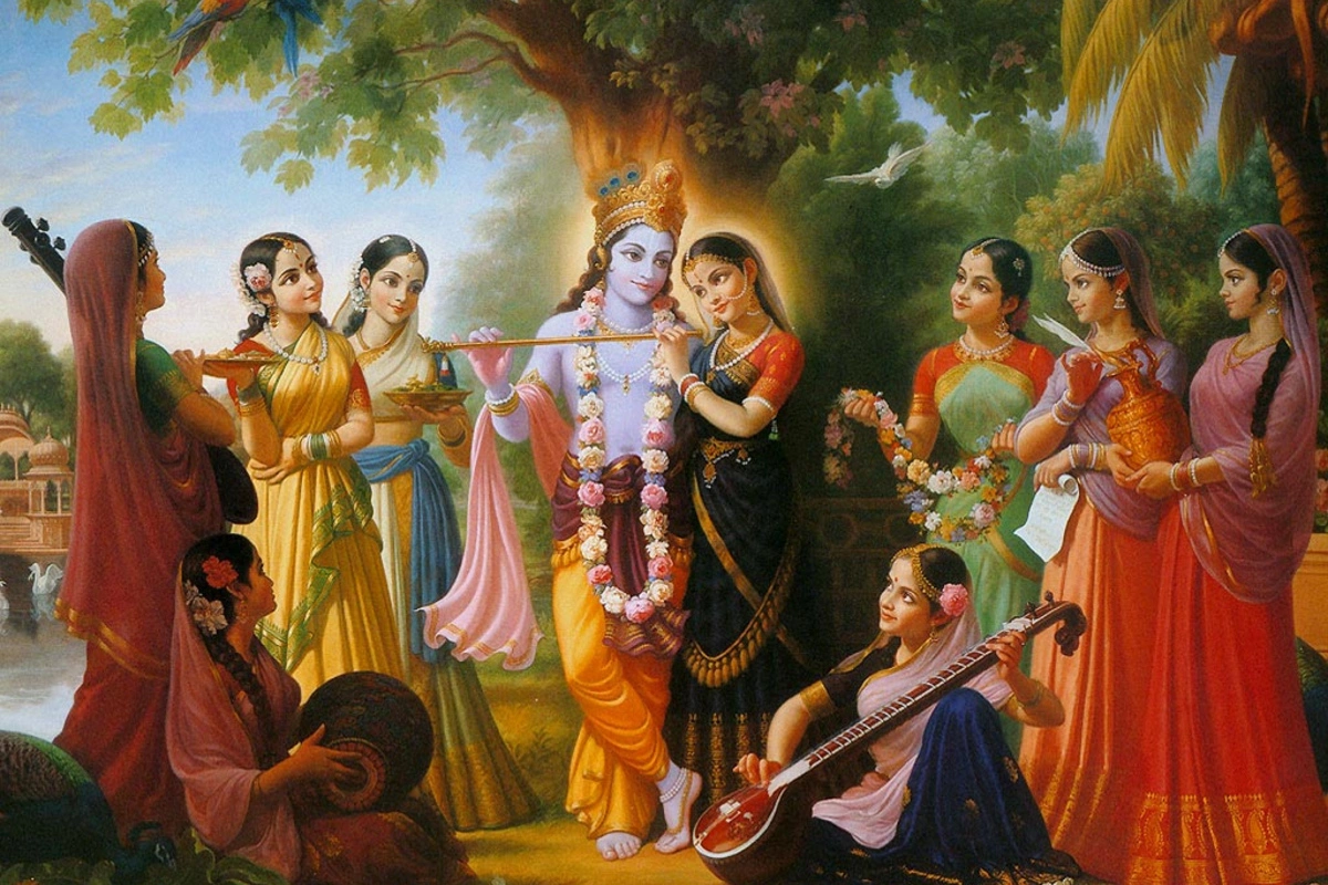 बाल्यकाल की रासलीलाएँ : बाल्यकाल में ही श्रीकृष्ण अपनी अद्भुत लीलाओं से पूरे ब्रज को आनंदित करते थे. पाँच से बारह वर्ष की आयु तक उन्होंने गोप-गोपियों और राधा संग रास रचाया. बंसी की मधुर तान सुनकर ब्रज की गोपियाँ मोहिनी भाव में उनकी ओर खिंची चली आती थीं. इसी कालखंड में राधा-कृष्ण का प्रेम दिव्यता की ऊँचाइयों पर पहुँचा और उनकी रासलीला भक्ति व आनंद का अमर प्रतीक बन गई.
