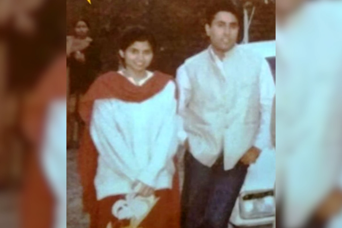 विक्रम का रिश्ता डिंपल चीमा से था. दोनों शादी करने वाले थे लेकिन किस्मत को कुछ और मंजूर था. विक्रम के जाने के बाद डिंपल ने आजीवन अविवाहित रहने का फैसला किया. उनका प्यार आज भी लोगों को सच्चे रिश्तों पर यकीन दिलाता है.