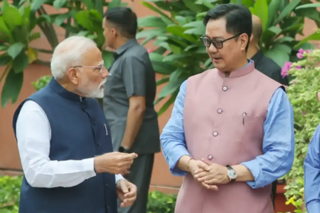 PM Modi wishes Kiren Rijiju on his happy birthday