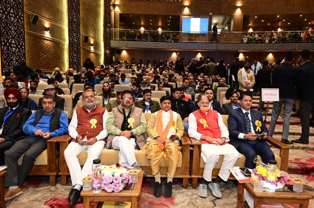 LG Manoj Sinha Leads Ek Bharat Shreshtha Bharat Event in Srinagar on Sardar Patel 150th Jayanti