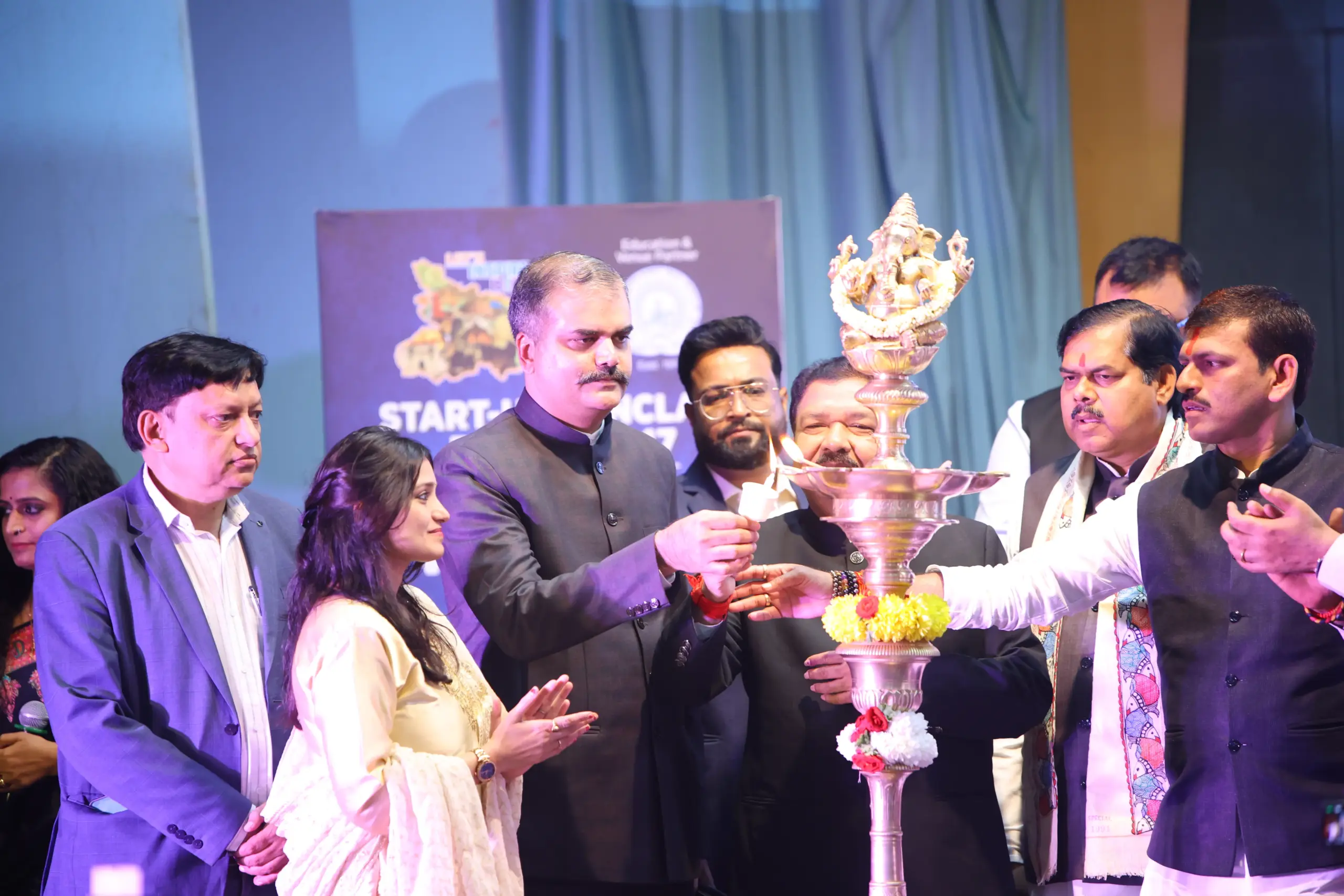 Bihar 2047 Vision Conclave In The Oxford College Bengaluru