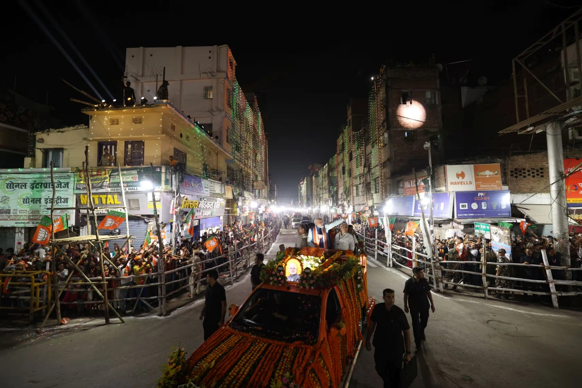 पीएम मोदी (PM Modi) ने बिहार के पटना में एक मेगा रोड शो किया.