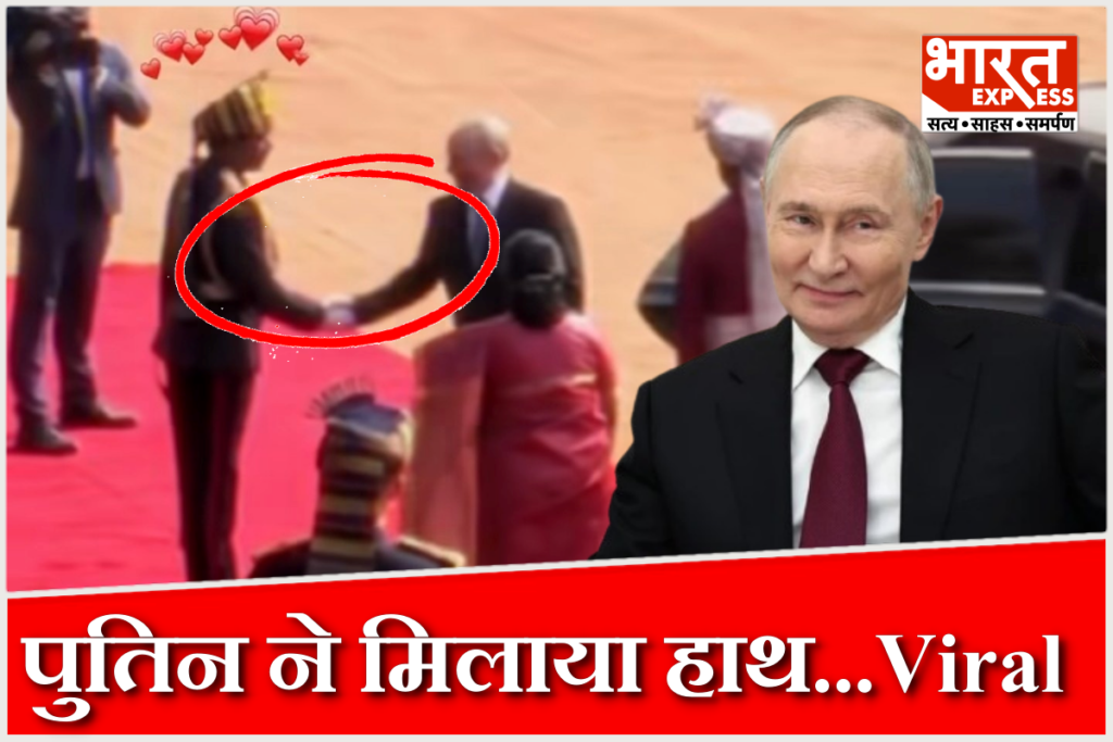 Putin-Shakes-Hands-with-Indian-Presidents-Military