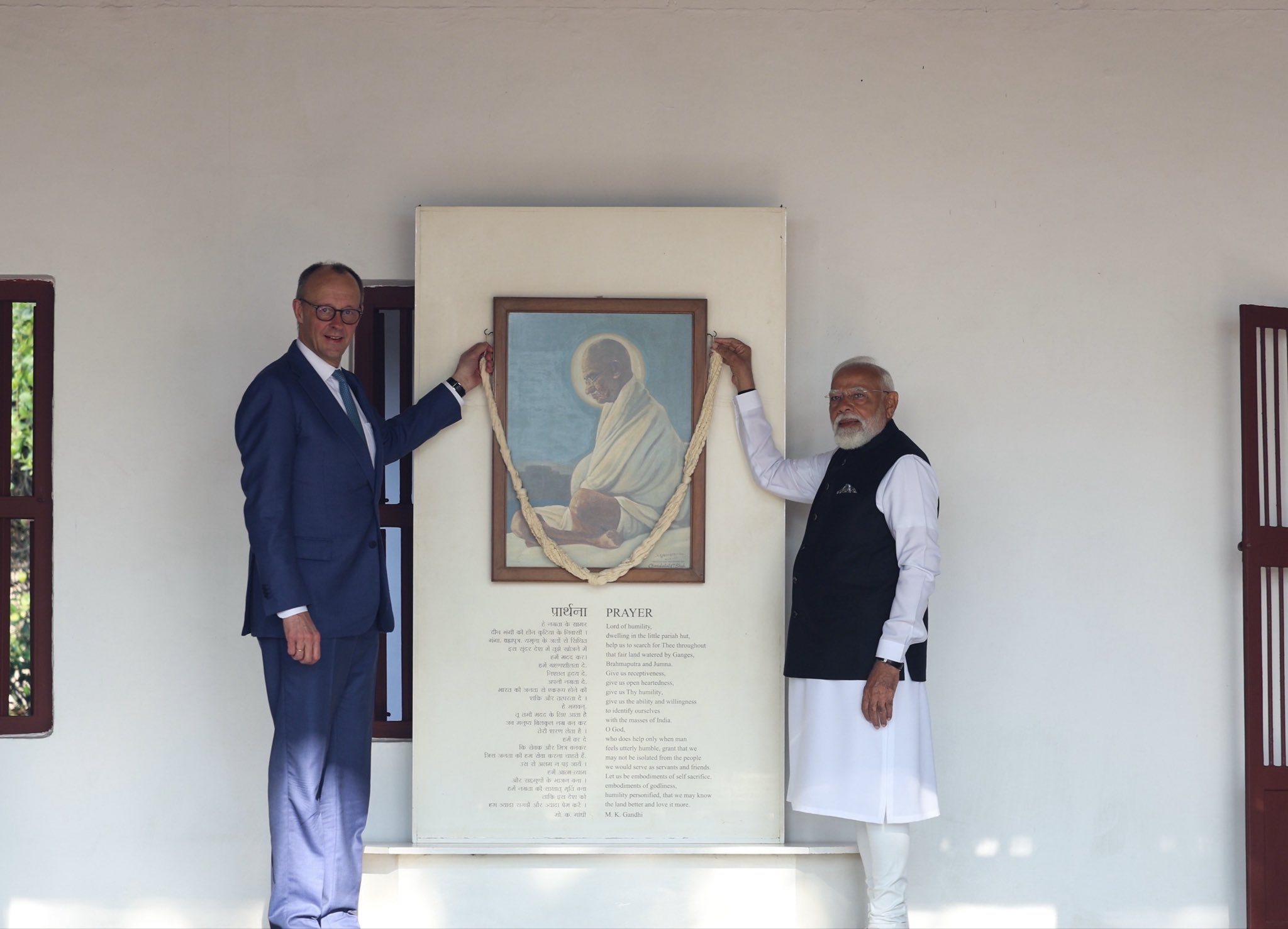 PM Modi and German Chancellor Friedrich Merz Visit Sabarmati Ashram Gandhi Legacy