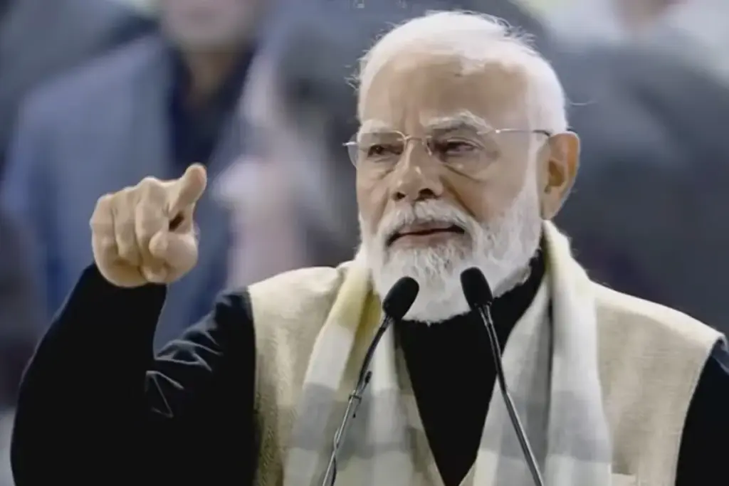 PM Modi Urges Focus on Manufacturing Startup India Revolution Bharat Mandapam