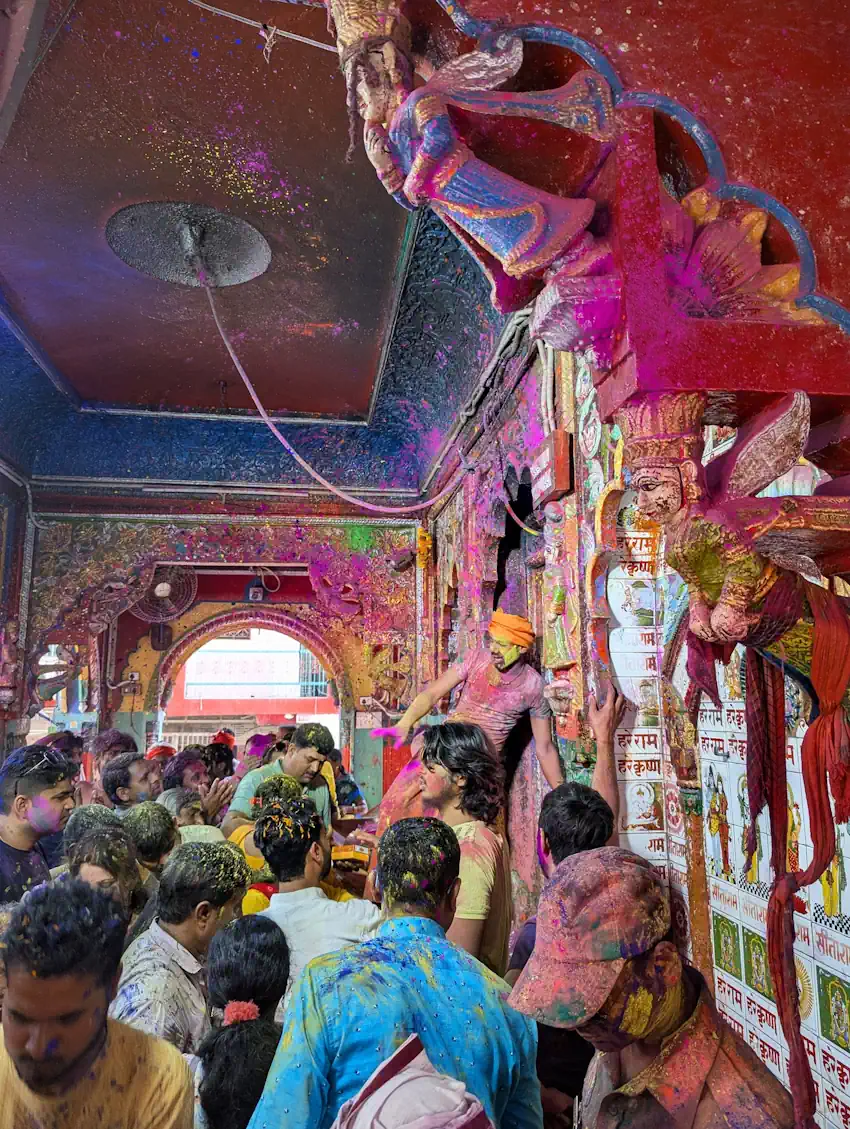 ram-lalla-plays-holi-in-ayodhya-with-turban-and-pichkari-2026 