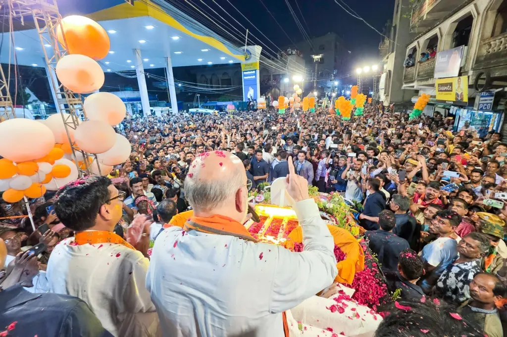 Amit Shah in Barasat Claims BJP will form government with absolute majority in Benga