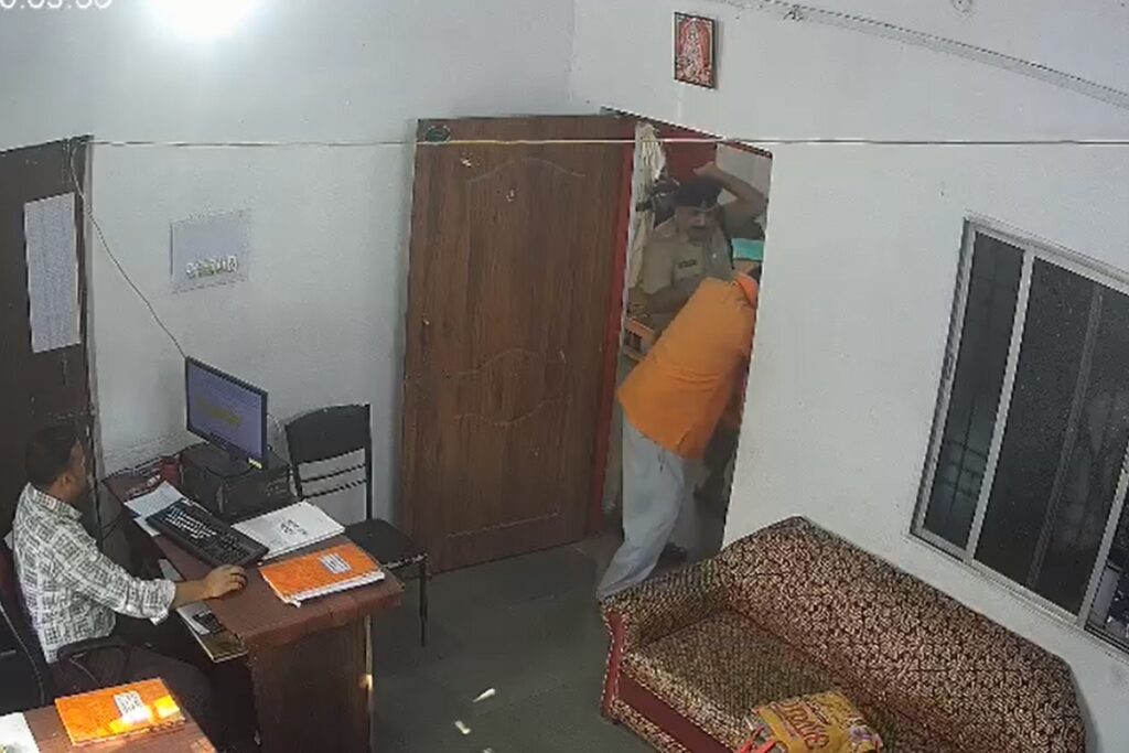 Bilaspur Ratanpur police station assault case