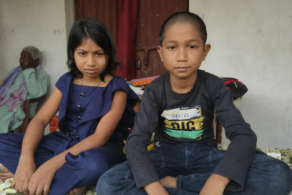 Blindfold Reading in Samastipur Magic or Science Ayansh and Pallavi stun villagers