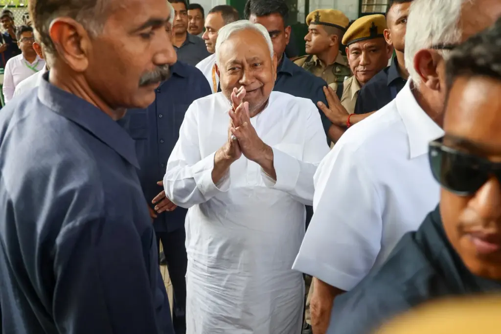Nitish Kumar Resignation News