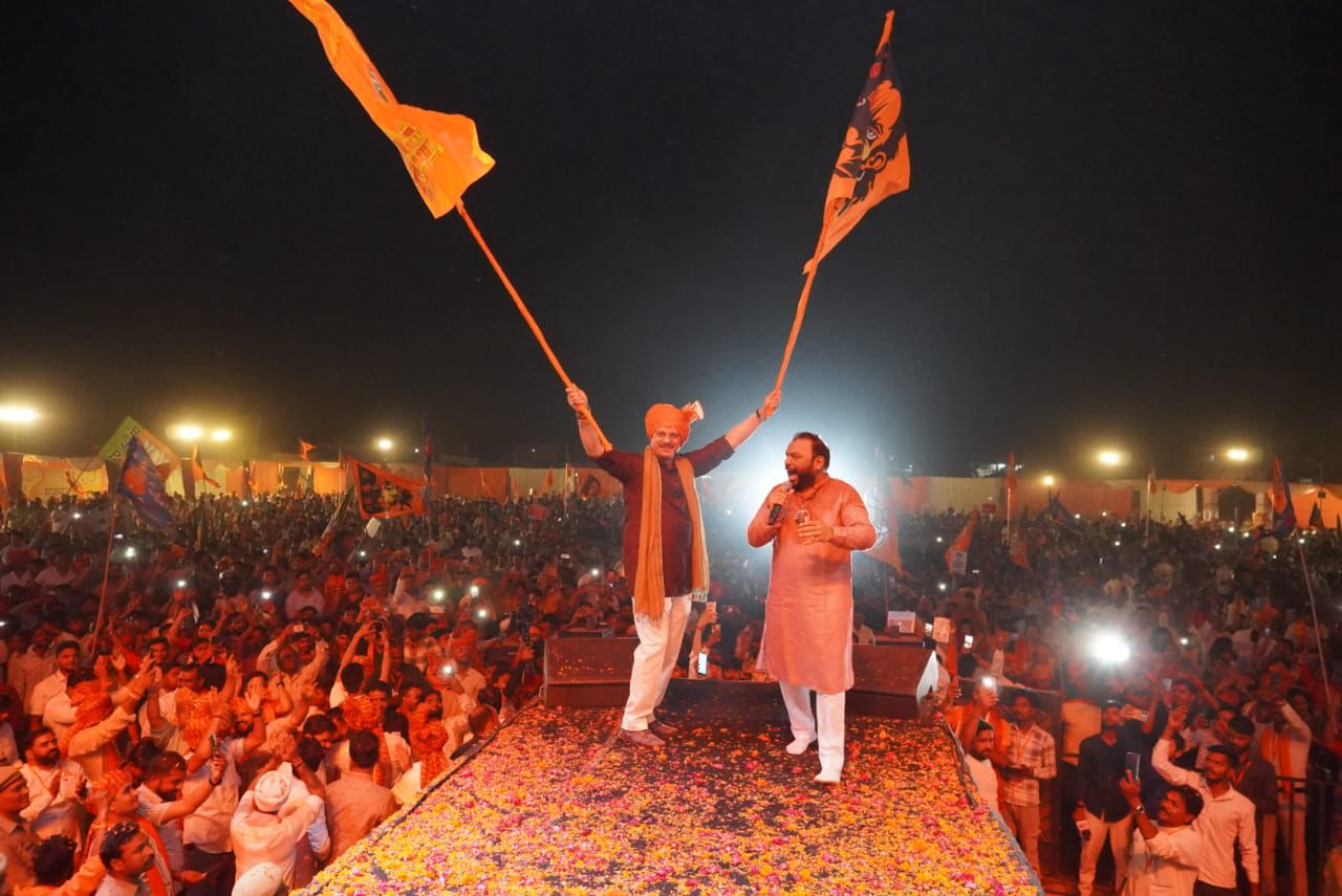 Lucknow Dharm Utsav Sarojininagar MLA Dr Rajeshwar Singh Kanhaiya Mittal Khatu Shyam temple