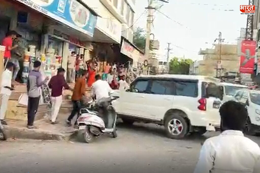 युवक पर दिनदहाड़े हुआ हमला
