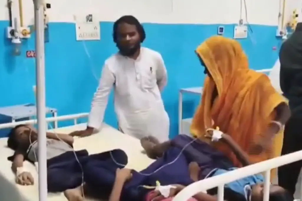 Bihar 250 children fall ill after Mid-Day Meal in Saharsa, snake suspected in food