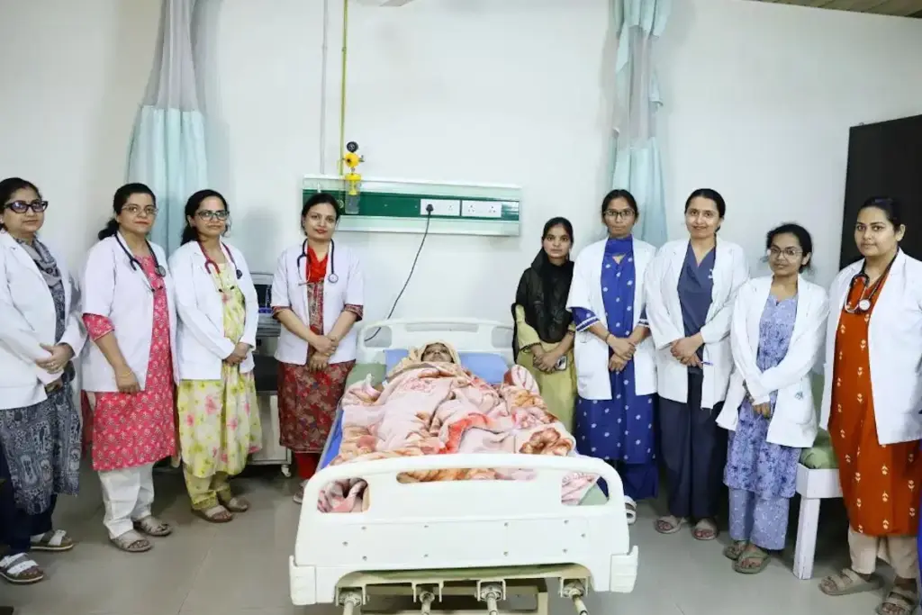 Miracle in UP Woman Gives Birth to 4 Babies in 5 Days via Normal Delivery