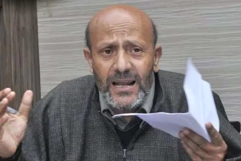 Terror Funding Case Delhi High Court issues notice to NIA on Rashid Engineer's plea