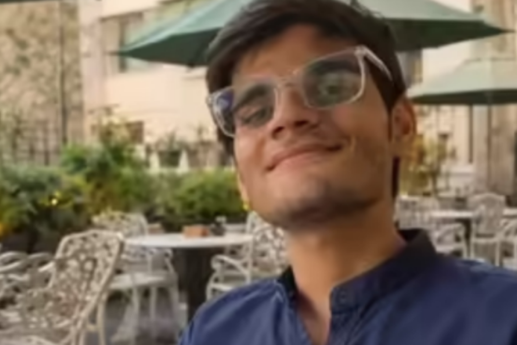 Ayush Singh, AI Business, Tech Success Story, Topmate, Machine Learning, Young Indian Entrepreneur, artificial intelligence, AI, Success Story