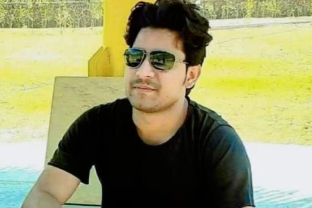 bharat bhusan tiwari case