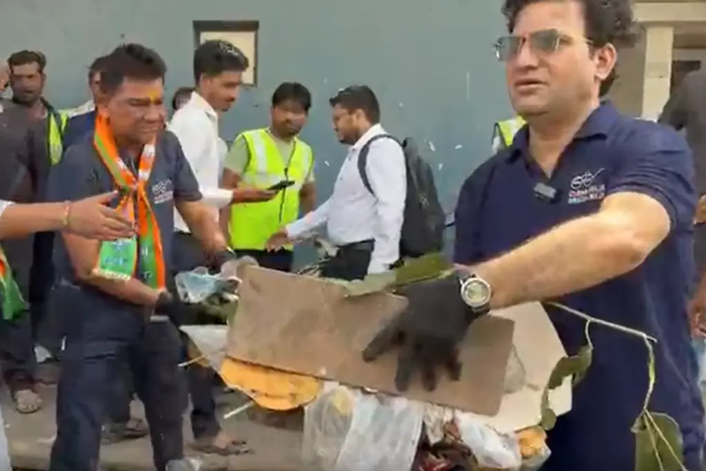 Delhi BJP Swachhata Abhiyan Across 256 Mandals Harsh Malhotra