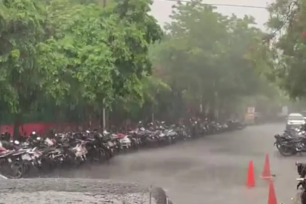 Delhi NCR Weather Rain Brings Relief From Heat, Monsoon After July 2