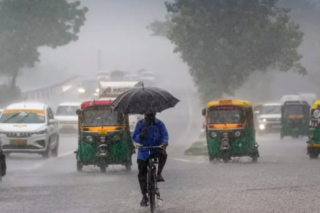 Delhi NCR Weather Today Rain Storm Alert 80kmph Wind IMD Monsoon