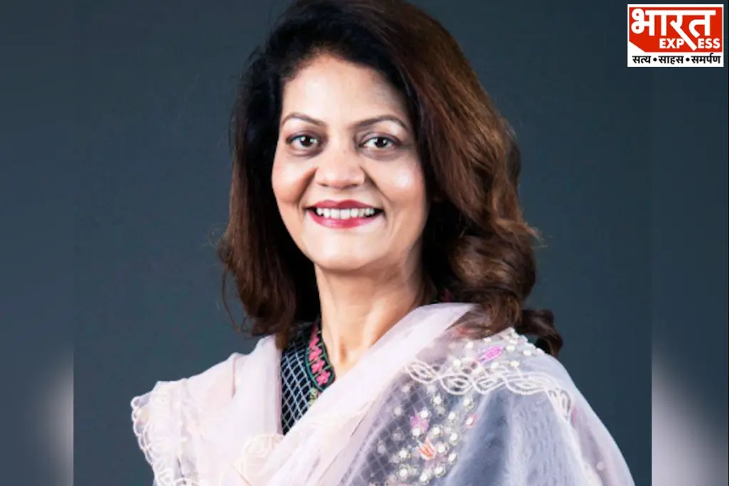 पूर्व चेयरपर्सन रश्मि सलूजा