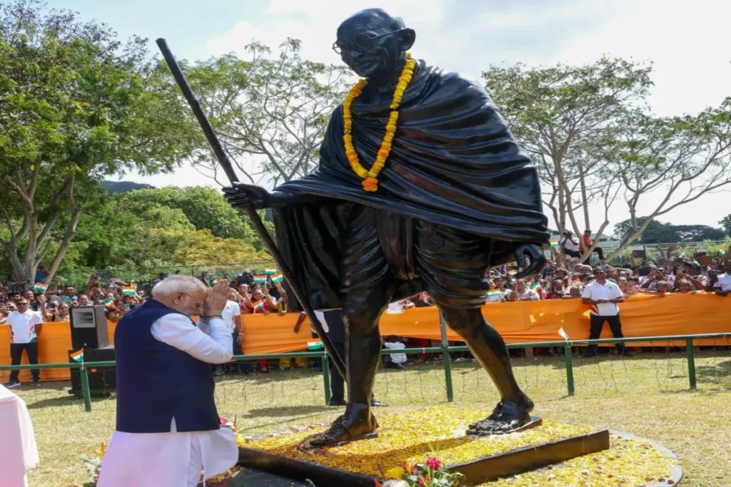 PM Modi Pays Tribute To Mahatma Gandhi In Seychelles Peace Park
