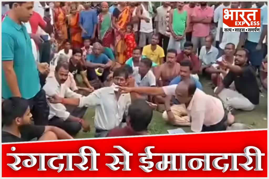 west-bengal-tmc-leaders-returning-cut-money-bribe-to-villagers-cooch-behar-amit-malviya-video