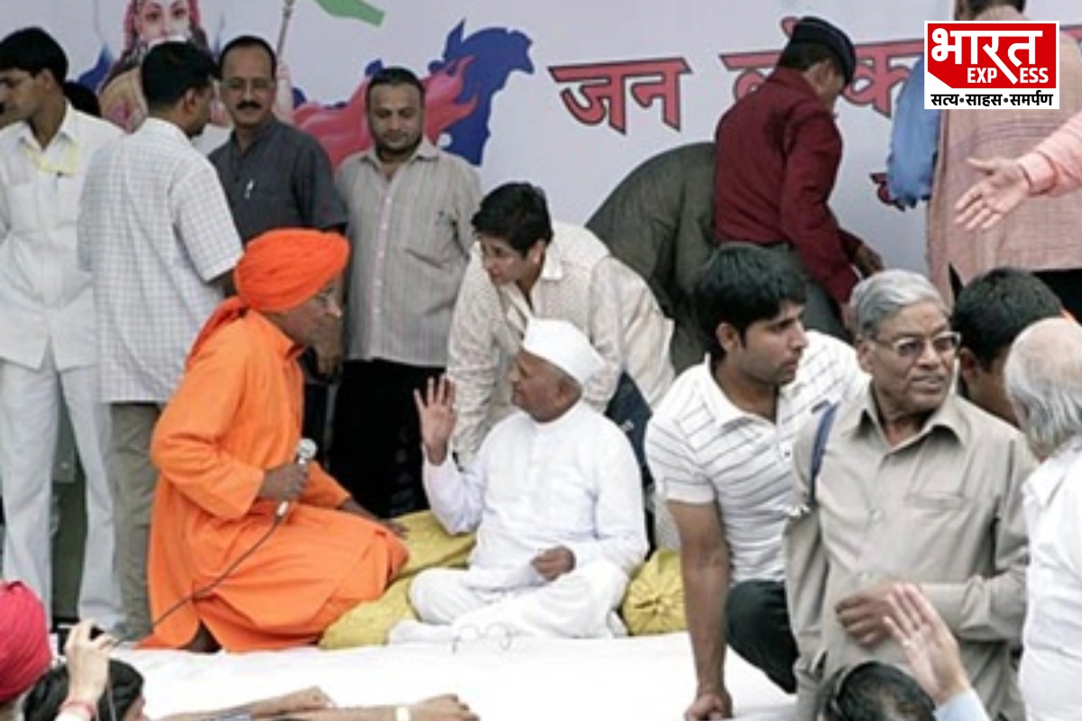 इस ऐतिहासिक मैदान ने भारत की राजनीति की दिशा बदलने वाले कई बड़े जन आंदोलनों को बहुत करीब से देखा है. साल 2011 में अन्ना हजारे का भ्रष्टाचार विरोधी आंदोलन यहीं से शुरू हुआ जिसने देश की सत्ता बदल दी. इसके बाद साल 2012 का निर्भया आंदोलन, किसानों के अनोखे प्रदर्शन और अंतरराष्ट्रीय पहलवानों के न्याय की लड़ाई ने जंतर-मंतर को भारतीय लोकतंत्र की सबसे बुलंद आवाज बना दिया. 