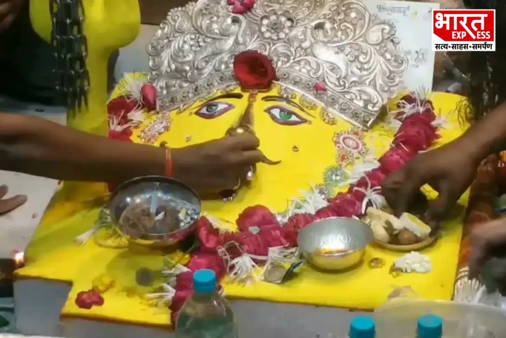 Cigarette Baba Mandir, Indore, Madhya Pradesh