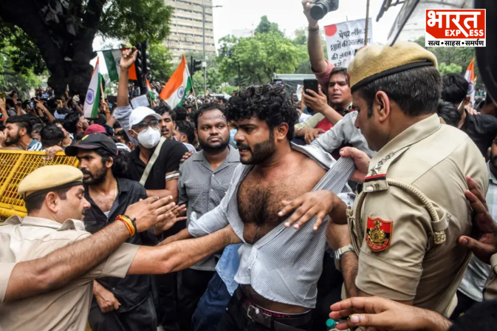 Jantar Mantar Violence 50 Police Jawans Injured In CJP Protest Clash