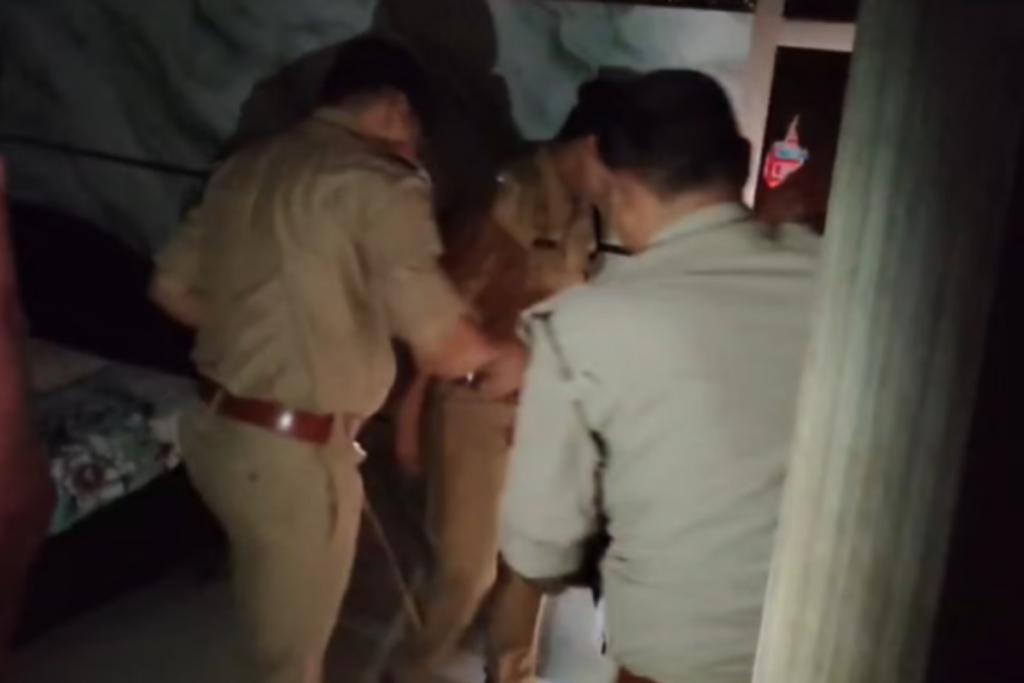Meerut News Brother Shoots 20 Year Old Sister Over Suspicion in Zakir Colony