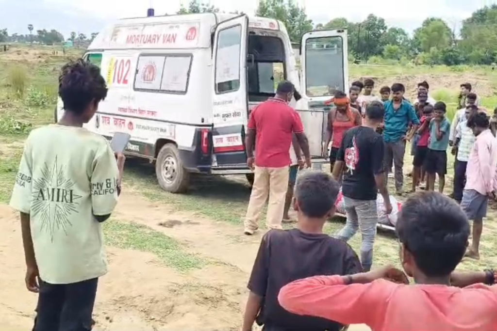 Nawada Crime Woman Dead Body Found Buried In Sand