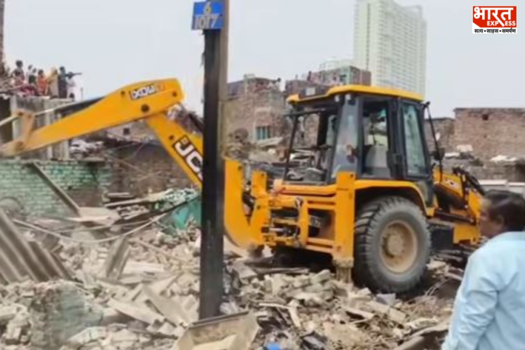 Zakhira slum demolition railways