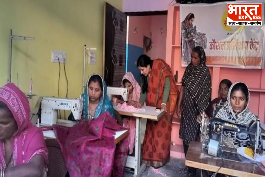 37 Pakistani Hindu Refugee Women Receive Sewing Machines In Jaipur