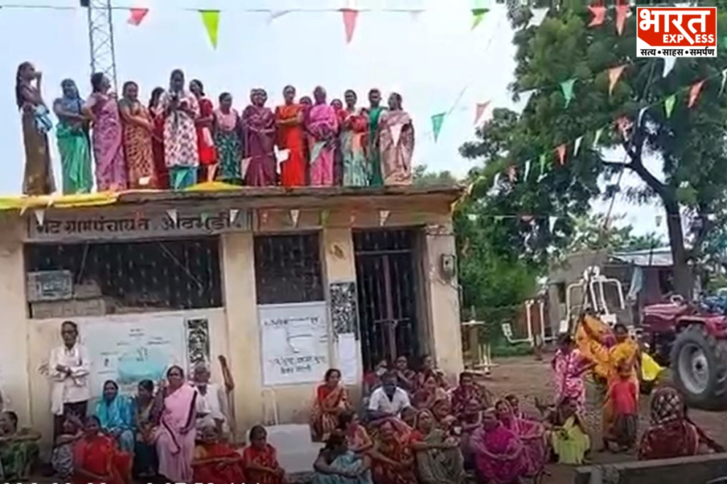 Women Stage Protest by Climbing onto the Roof