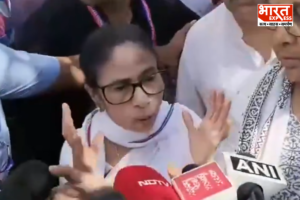 ममता बनर्जी पर हमले की कोशिश, TMC का दावा- महिला ने खींची साड़ी, चाकू लेकर पहुंची